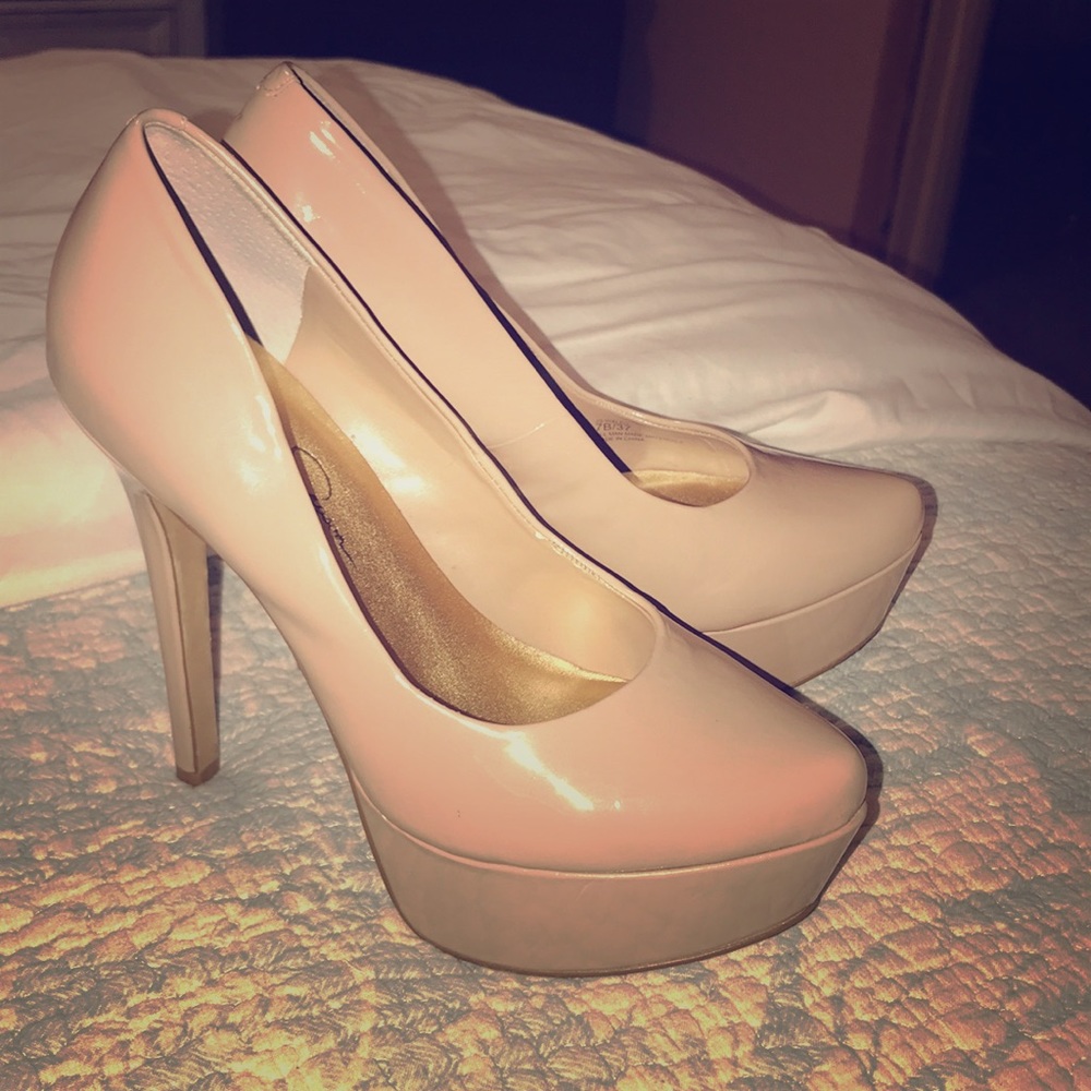 Patent Leather Nude Jessica Simpson Heels Sz 7